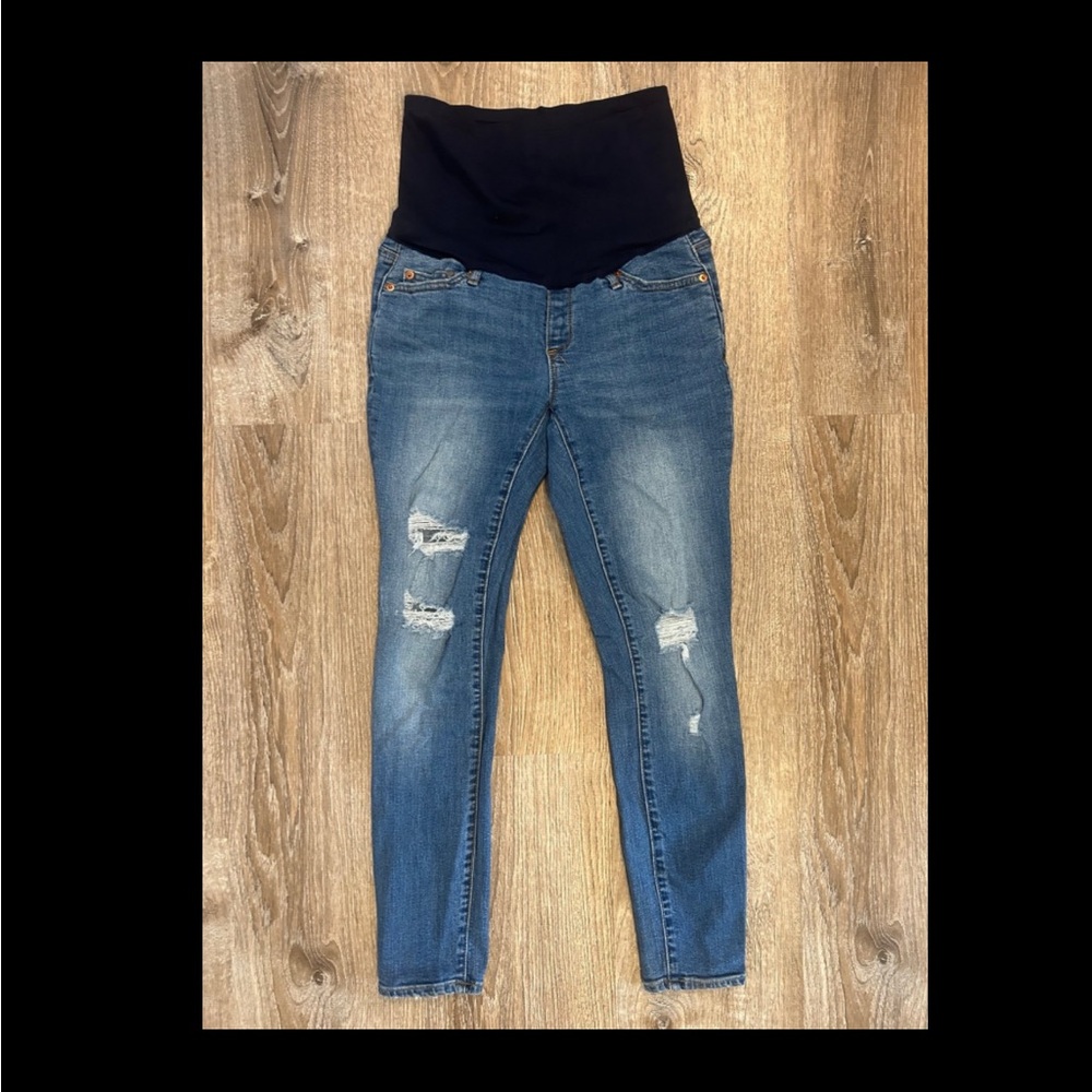 Gap size 27 maternity jeans
